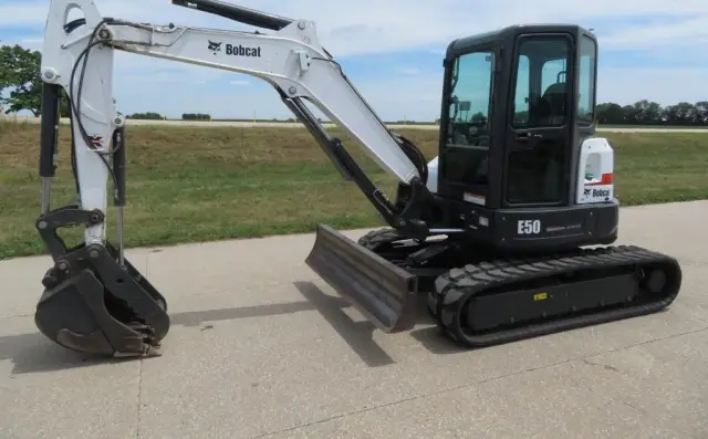2018 Bobcat E50